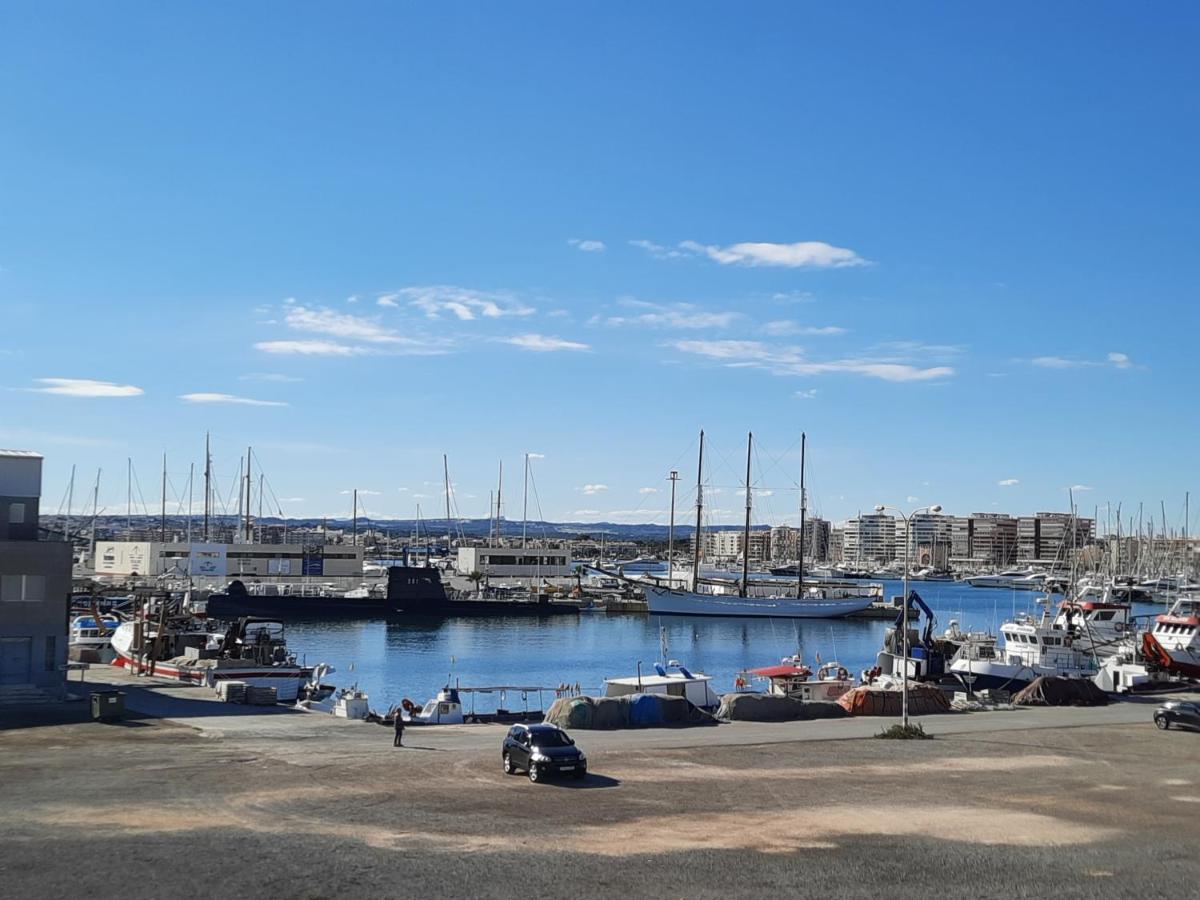 Прекрасная Студия В Двух Минутах От Пляжа Torrevieja Ngoại thất bức ảnh